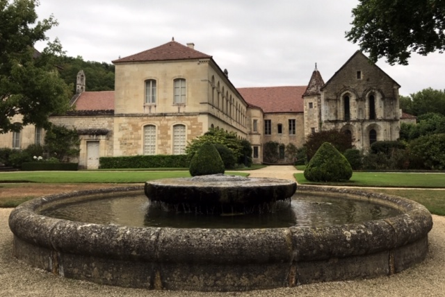 Abbey de Fontenay 4