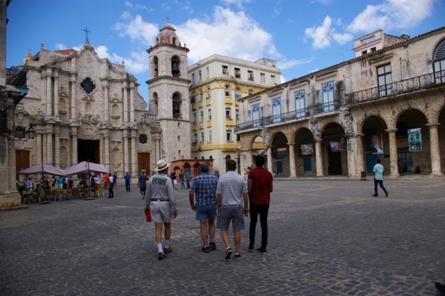 2019-12-16 (67) Plaza de la Catedral, façade baroque de la cathédrale, construite au XVIIIe siècle