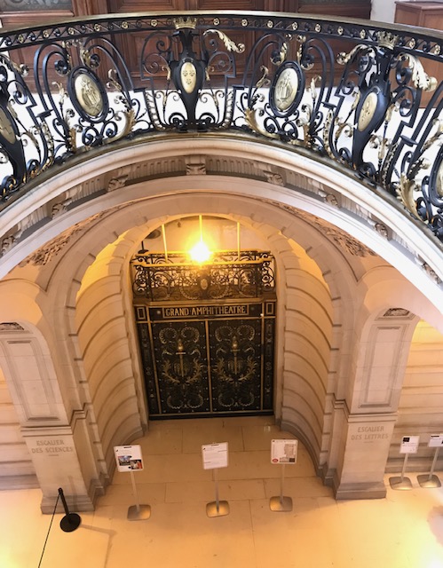 Entrance of Sorbonne Grand amphitheatre