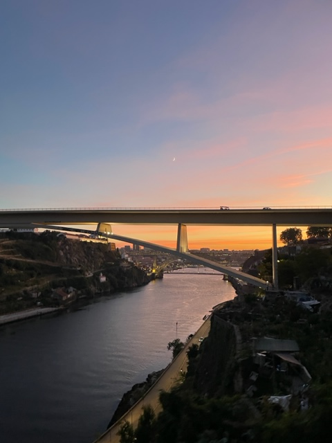 Back to Porto in sunset time